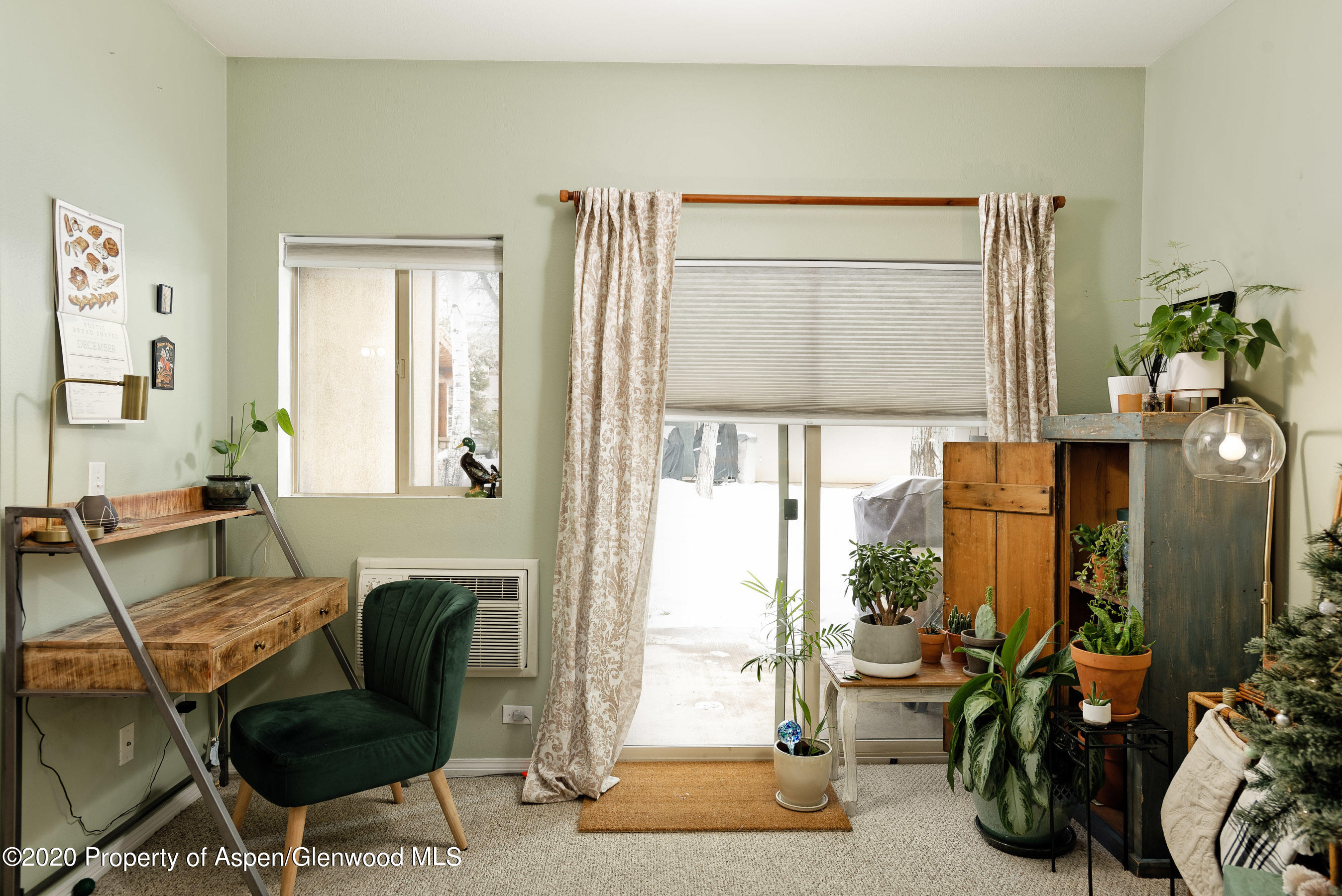 1400 East Valley Road, Unit 112 Basalt, CO 81621 - Photo 6 of 19 1400EValleyRd#112_DASH_20121804