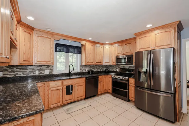 $695,000 | 82 Hansonville Road, Rochester, NH 03839