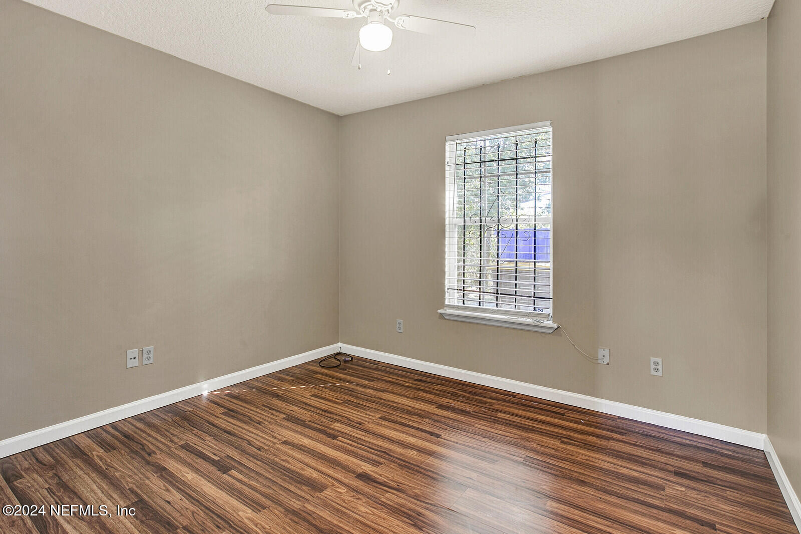 4224 Harbor View Drive Jacksonville, FL 32208 - Photo 15 of 27 12_IMG_0066_mls