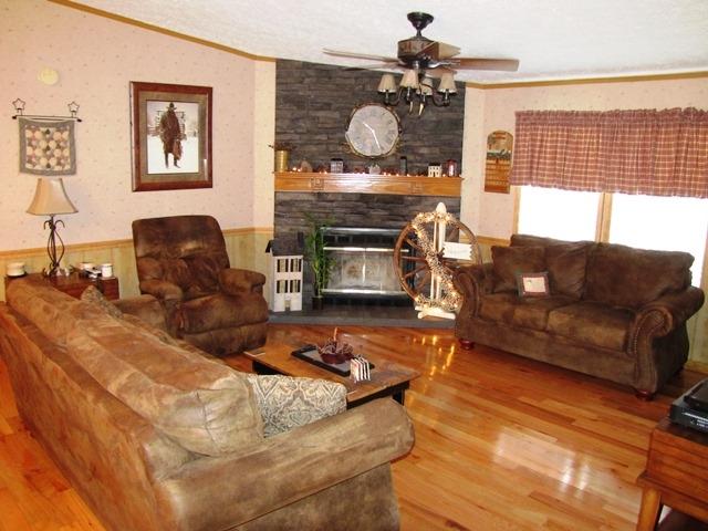 1925 Nickells Mill Road Ronceverte, WV 24970 - Photo 10 of 40 Gallery Image 10