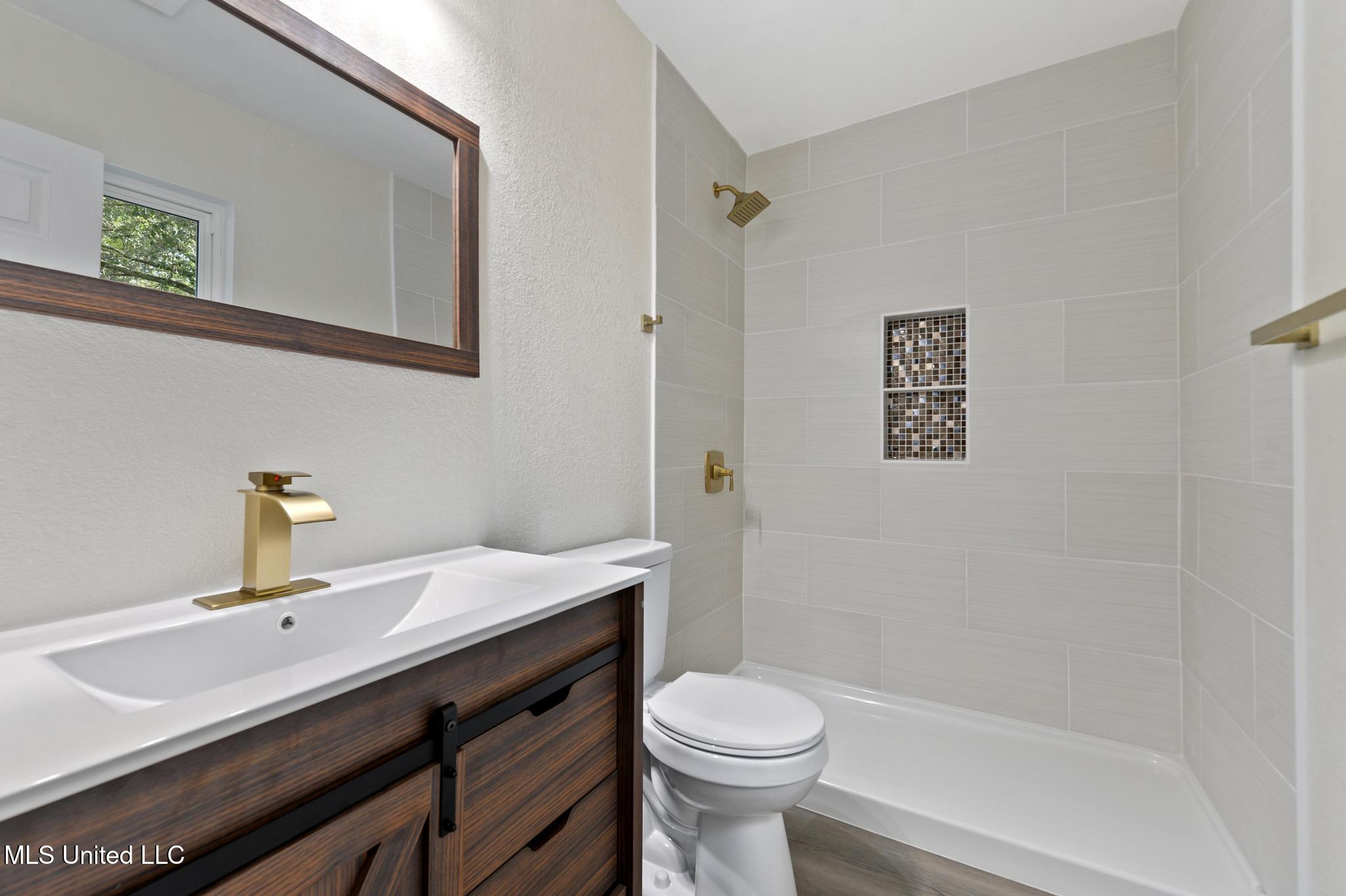 2617 State Street Gautier, MS 39553 - Photo 14 of 25 013