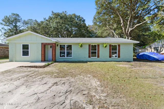 $175,000 | 2617 State Street, Gautier, MS 39553