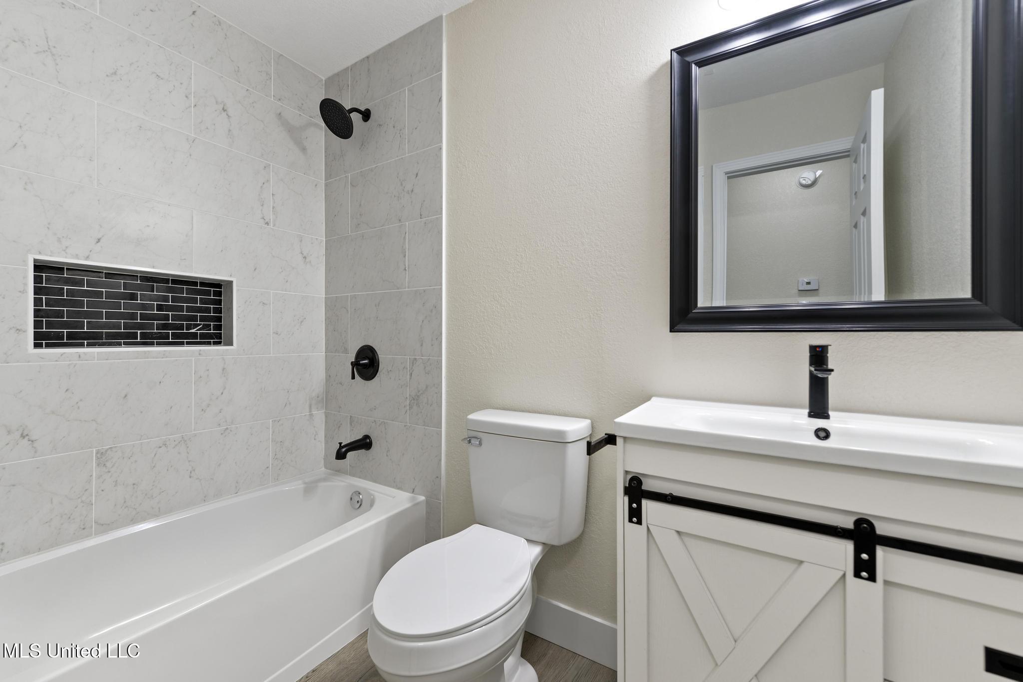 2617 State Street Gautier, MS 39553 - Photo 21 of 25 020