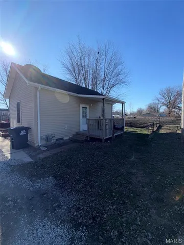 $64,900 | 300 East 3rd S Street, Mount Olive, IL 62069
