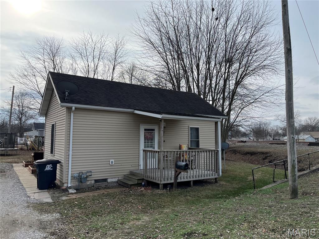 300 East 3rd S Street Mount Olive, IL 62069 - Photo 2 of 29