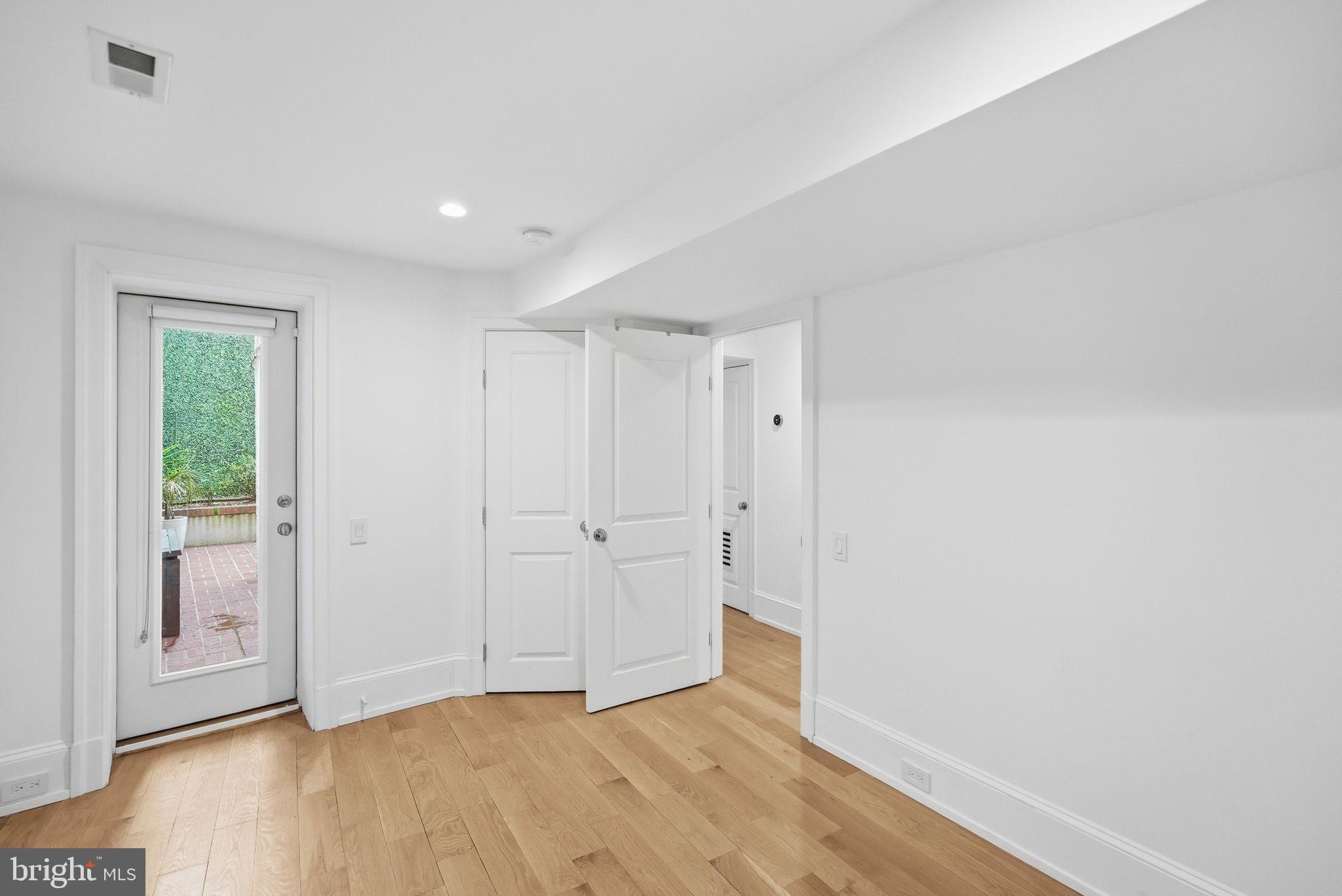 1421 27th Street Northwest Washington, DC 20007 - Photo 16 of 22