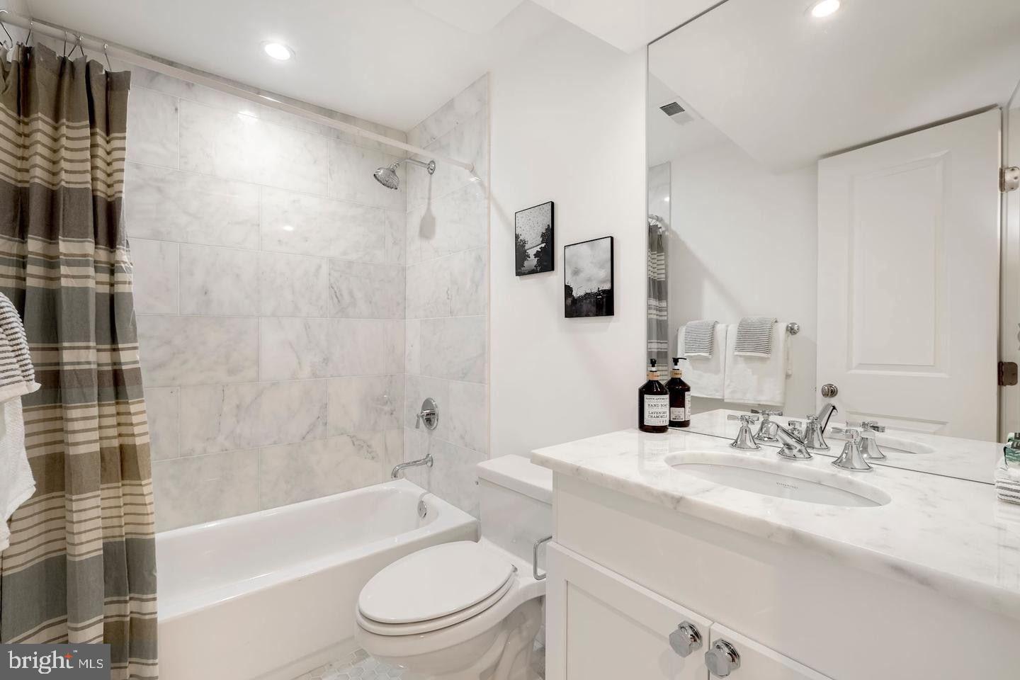 1421 27th Street Northwest Washington, DC 20007 - Photo 17 of 22