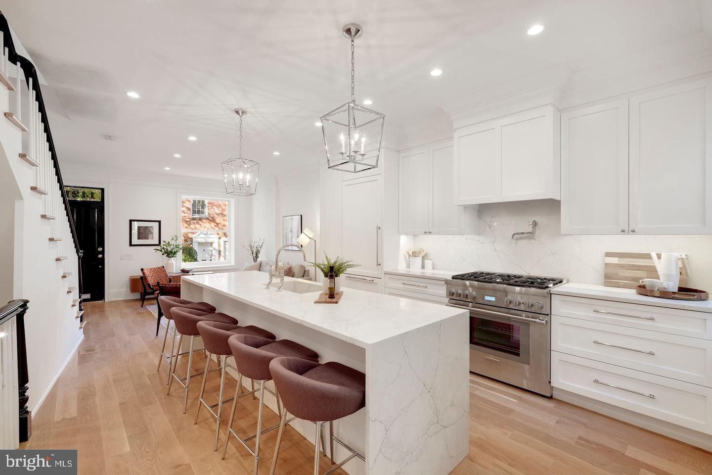 1421 27th Street Northwest Washington, DC 20007 - Photo 3 of 22