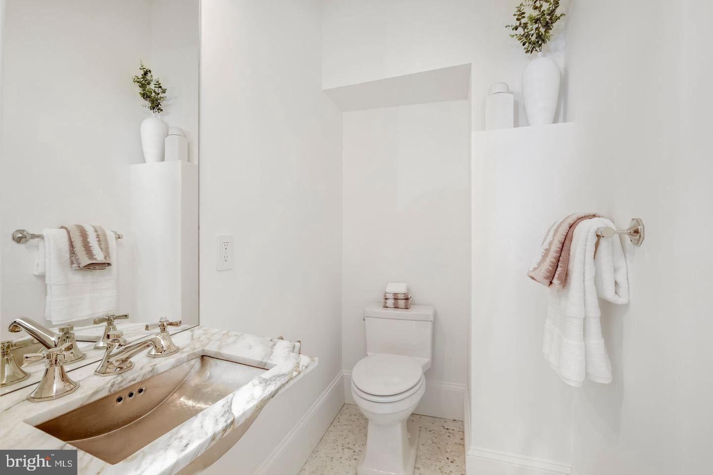 1421 27th Street Northwest Washington, DC 20007 - Photo 7 of 22