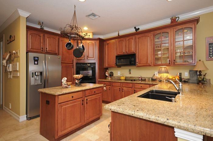 21150 Falls Ridge Way Boca Raton, FL 33428 - Photo 9 of 24 kitchen2_700