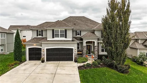 $825,000 | 25143 West 114th Court, Olathe, KS 66061