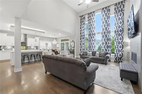 $825,000 | 25143 West 114th Court, Olathe, KS 66061