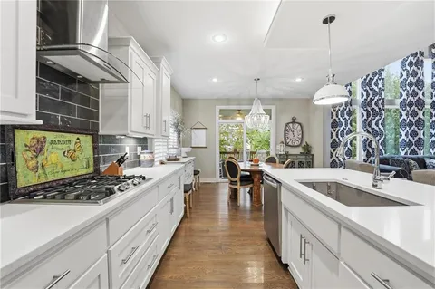 $825,000 | 25143 West 114th Court, Olathe, KS 66061