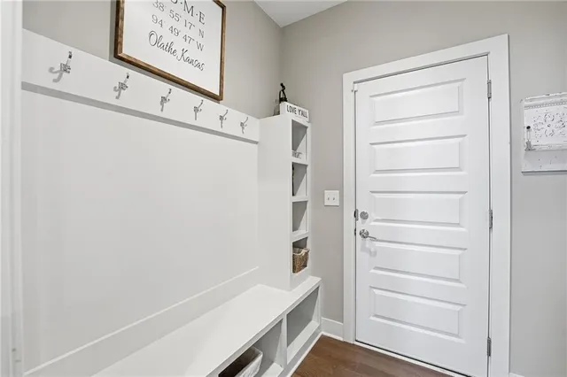 $825,000 | 25143 West 114th Court, Olathe, KS 66061