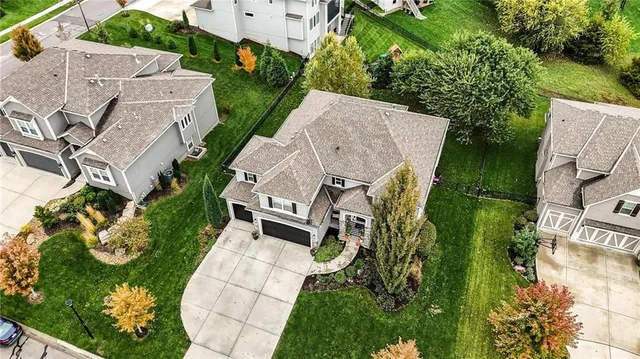 $825,000 | 25143 West 114th Court, Olathe, KS 66061