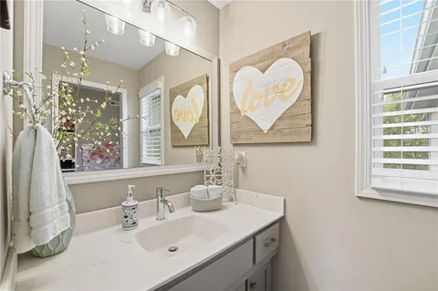 $825,000 | 25143 West 114th Court, Olathe, KS 66061