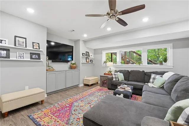 $825,000 | 25143 West 114th Court, Olathe, KS 66061