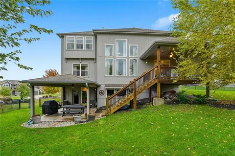 $825,000 | 25143 West 114th Court, Olathe, KS 66061