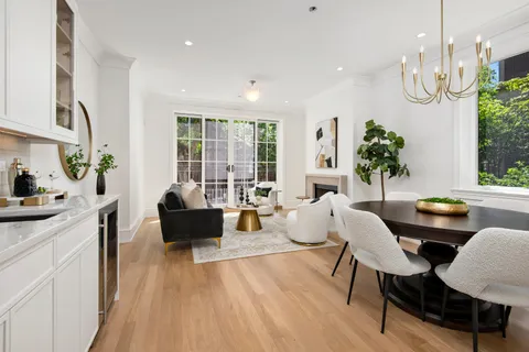 $2,150,000 | 1942 North Orchard Street, Unit 1N, Chicago, IL 60614