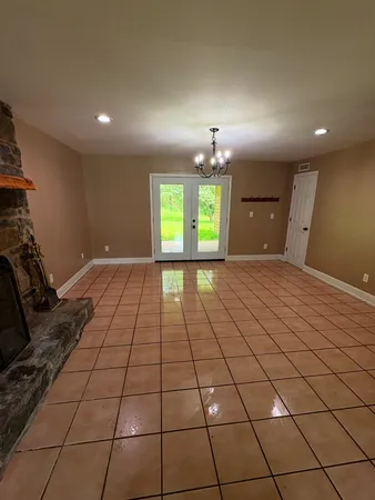 $445,000 | 140 Carver Hollow Lane, Pleasant Shade, TN 37145