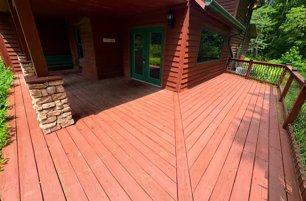 $445,000 | 140 Carver Hollow Lane, Pleasant Shade, TN 37145