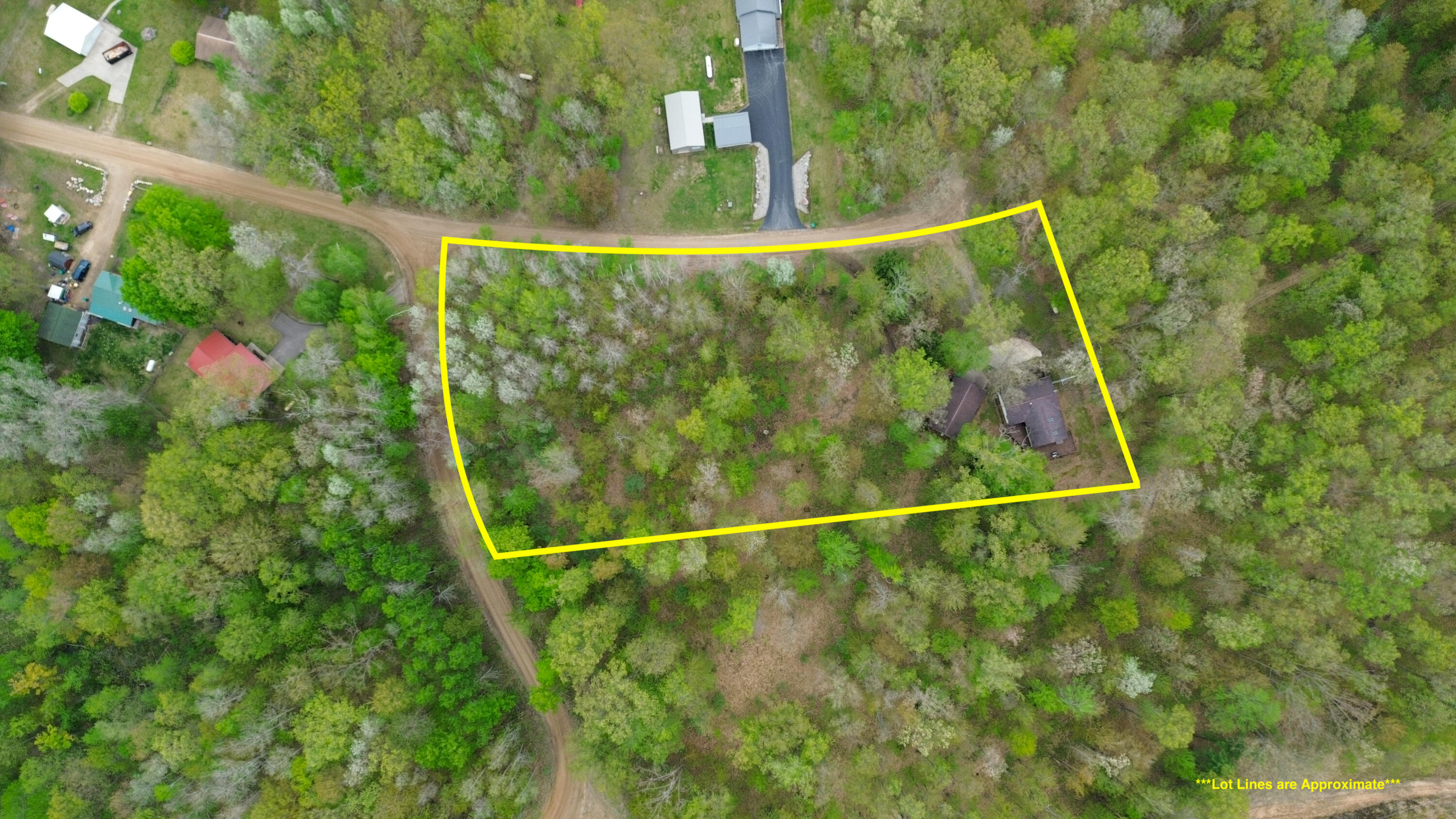 2081 Deer Lake Road Harrison, MI 48625 - Photo 38 of 42 Outline S