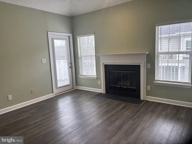 $2,650 | 1716 Lake Shore Crest Drive, Unit 33, Reston, VA 20190