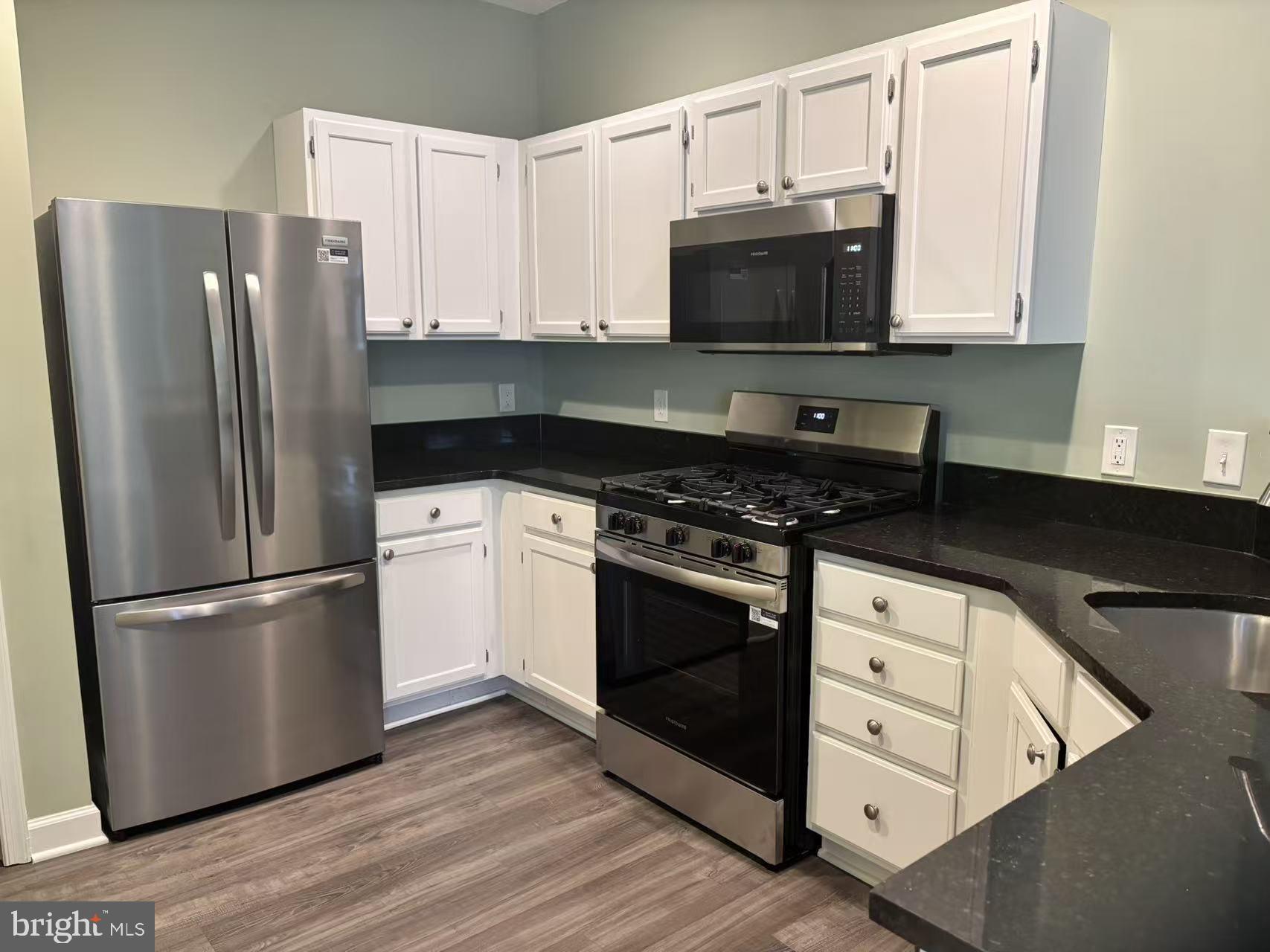 1716 Lake Shore Crest Drive, Unit 33 Reston, VA 20190 - Photo 6 of 14