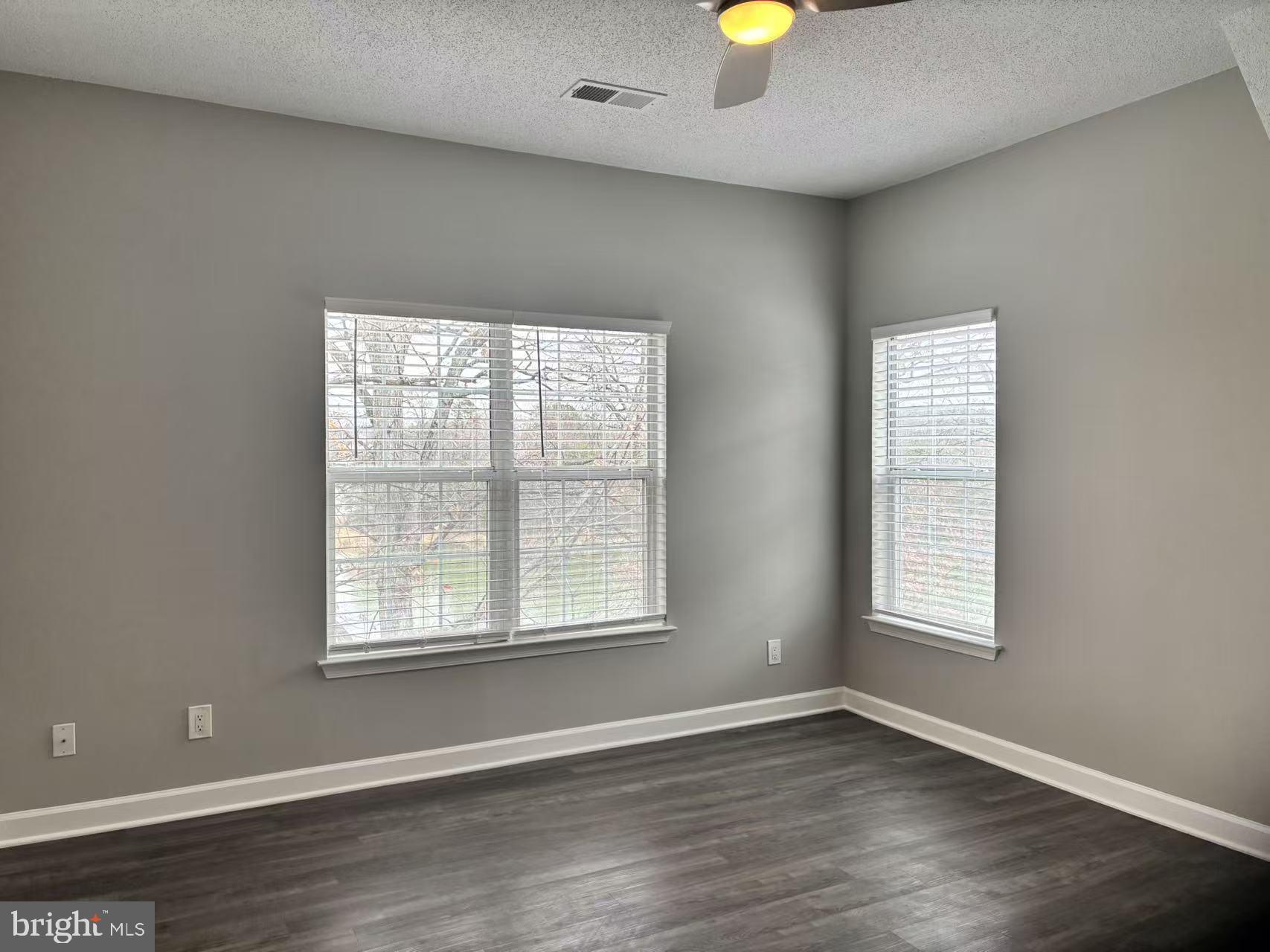 1716 Lake Shore Crest Drive, Unit 33 Reston, VA 20190 - Photo 9 of 14