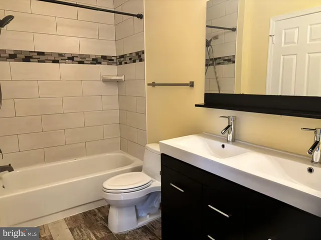 $2,650 | 1716 Lake Shore Crest Drive, Unit 33, Reston, VA 20190