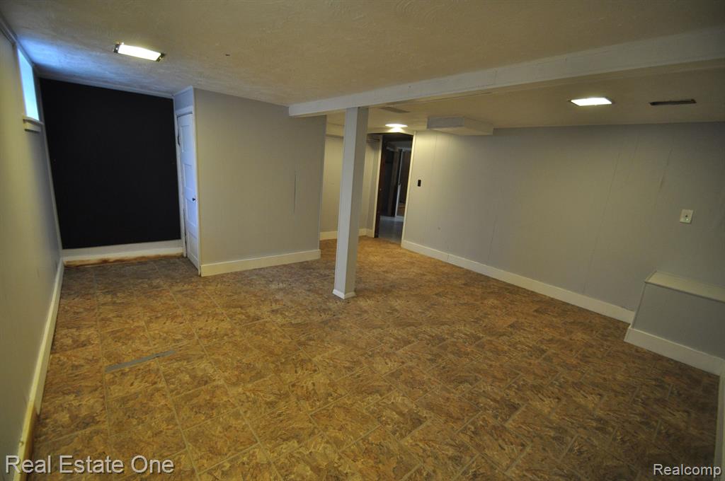 3094 Willet Avenue Rochester Hills, MI 48309 - Photo 28 of 37