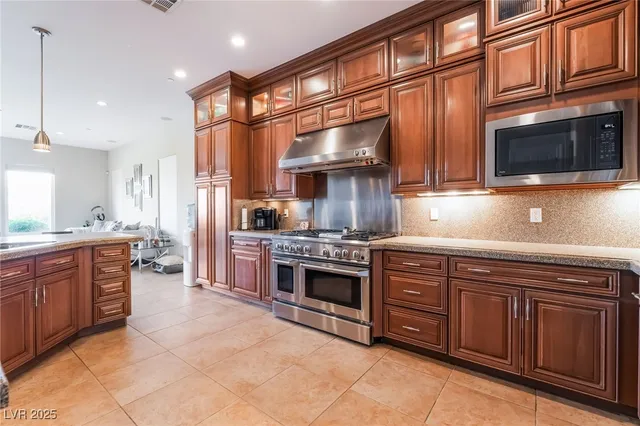 $2,300,000 | 422 Stone Lair Court, Henderson, NV 89012