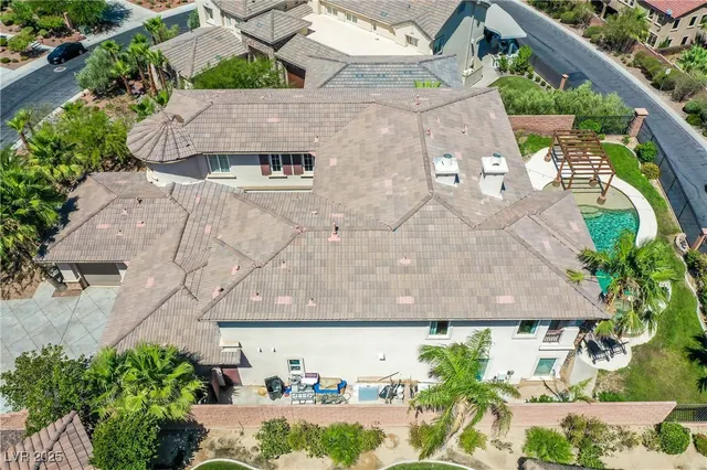 $2,300,000 | 422 Stone Lair Court, Henderson, NV 89012