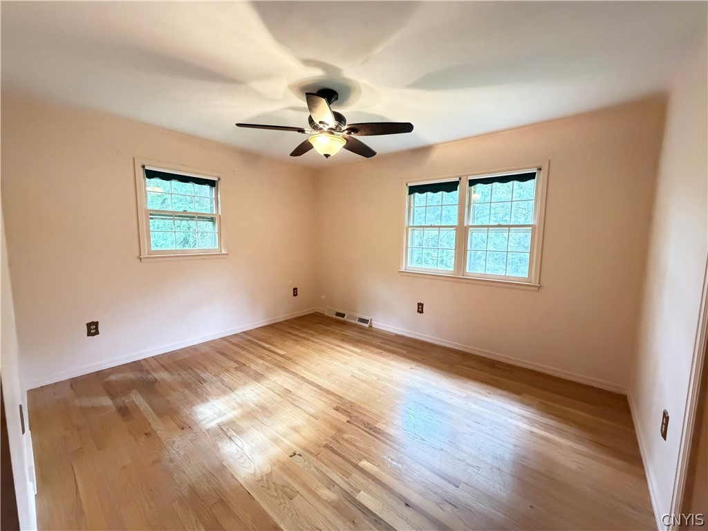 7447 Armstrong Road Manlius, NY 13104 - Photo 26 of 38