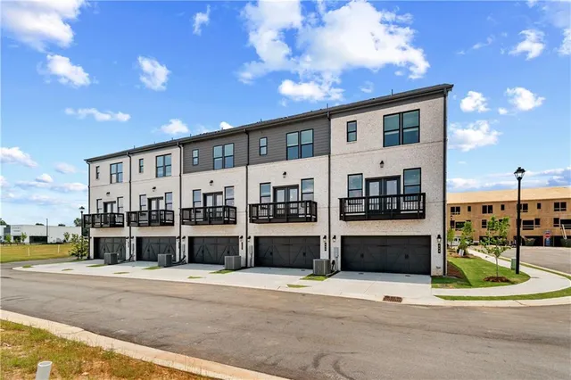 $374,293 | 445 Breccia Run, McDonough, GA 30253