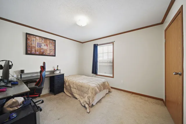 $28,000 | 324 Grand River Drive, Adrian, MI 49221