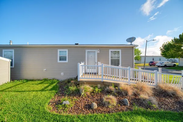 $28,000 | 324 Grand River Drive, Adrian, MI 49221