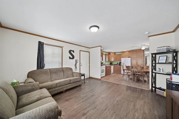 $28,000 | 324 Grand River Drive, Adrian, MI 49221