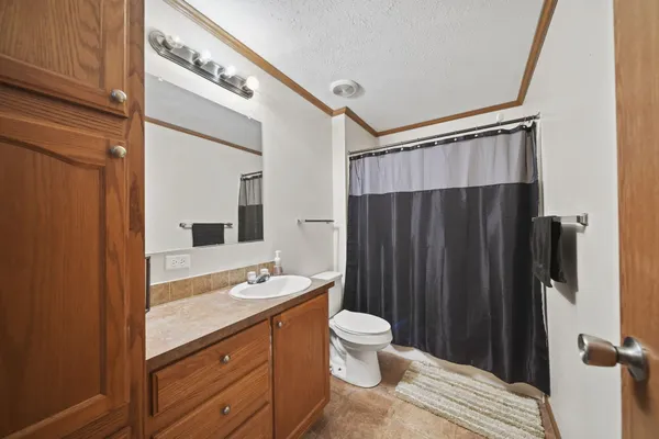 $28,000 | 324 Grand River Drive, Adrian, MI 49221