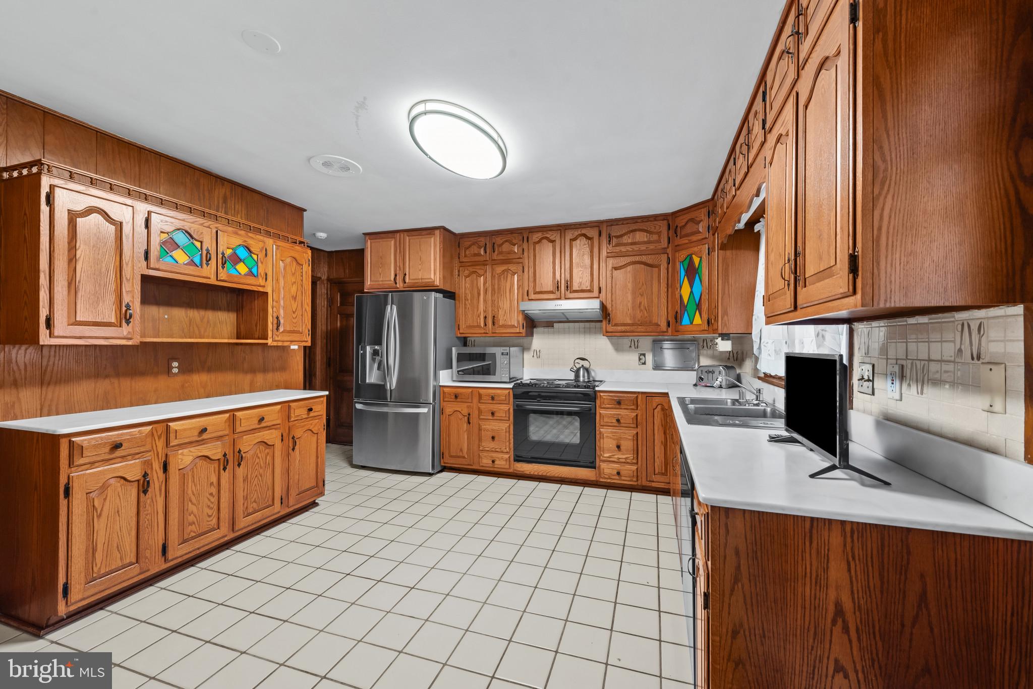 9902 Braewood Road Randallstown, MD 21133 - Photo 17 of 44 Kitchen