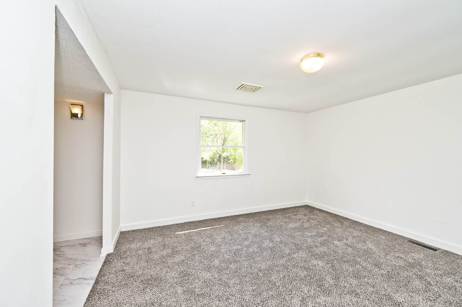 7137 Hague Road Indianapolis, IN 46256 - Photo 13 of 30 Gallery Image 13