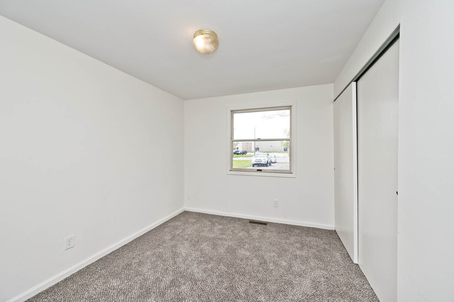 7137 Hague Road Indianapolis, IN 46256 - Photo 16 of 30 Gallery Image 16