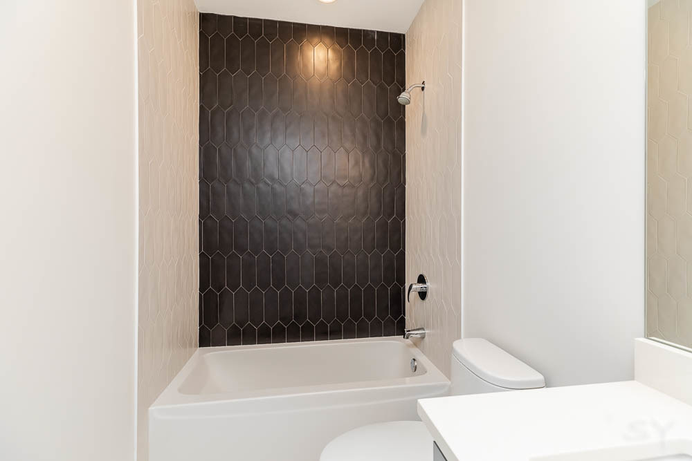1845 West 21st Place, Unit 3 Chicago, IL 60608 - Photo 32 of 48