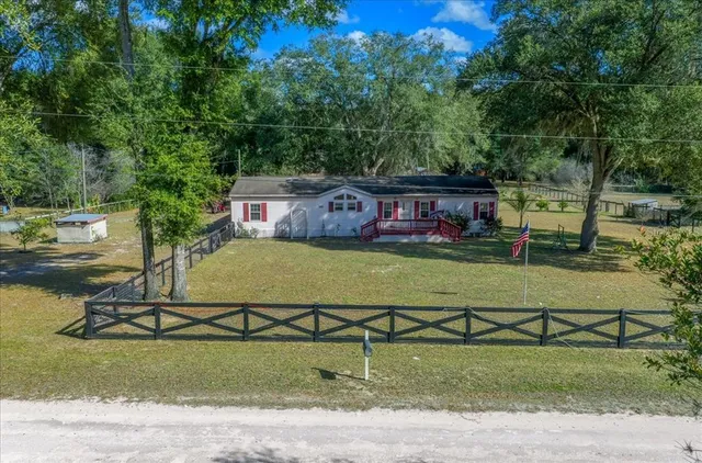 $247,000 | 13181 Northeast 39th Terrace, Anthony, FL 32617