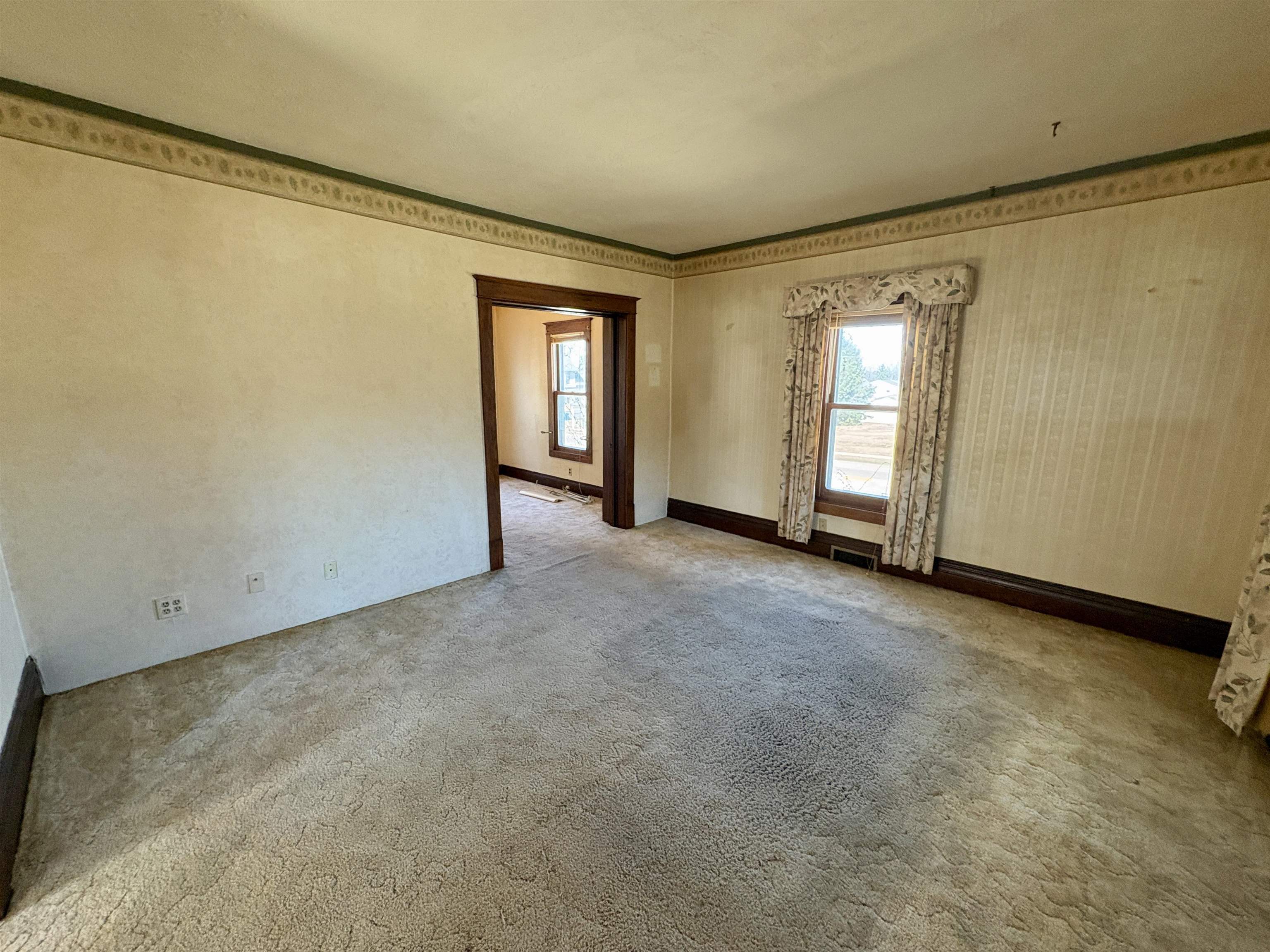 903 13th Avenue Monroe, WI 53566 - Photo 15 of 33