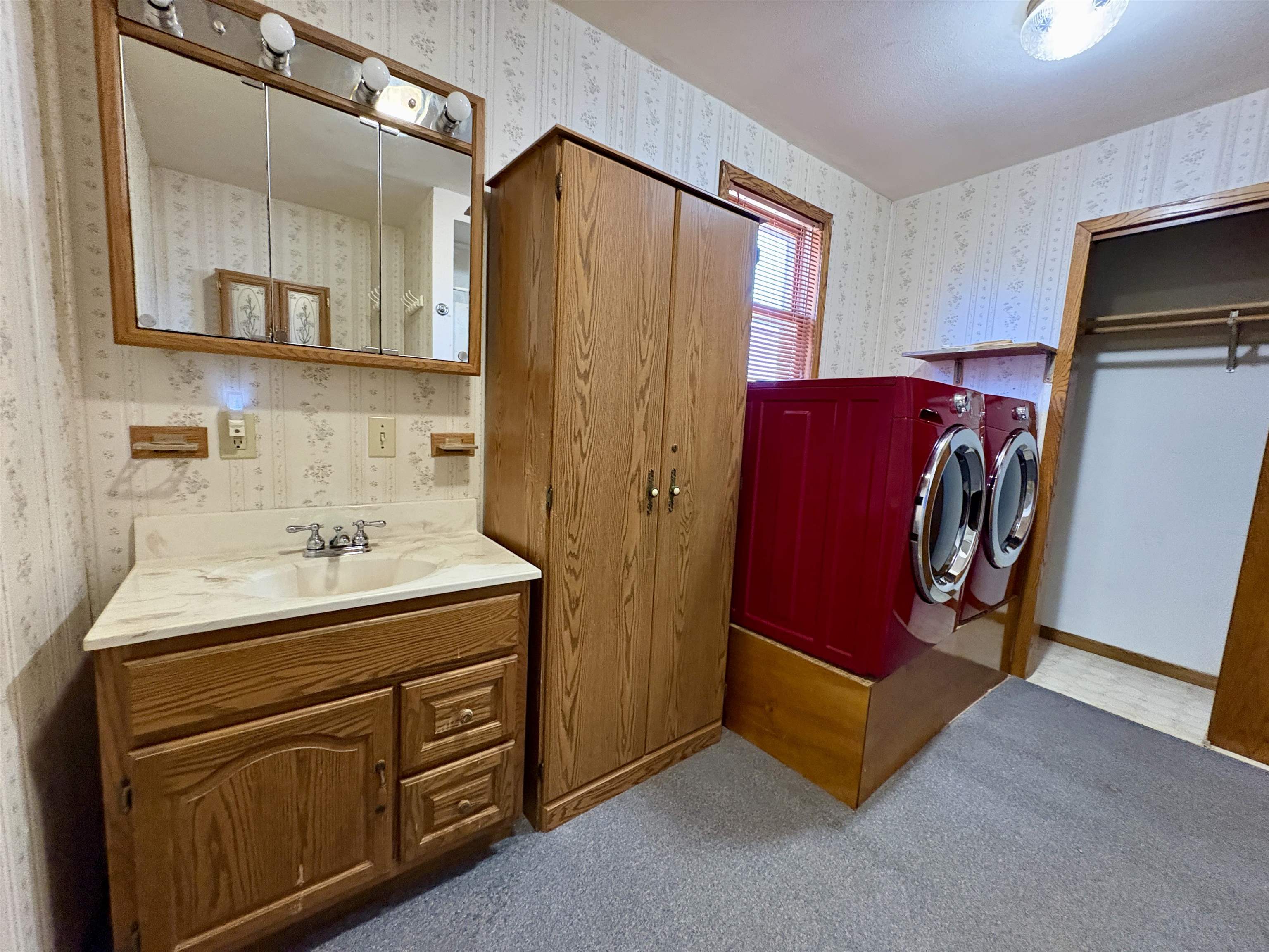 903 13th Avenue Monroe, WI 53566 - Photo 22 of 33