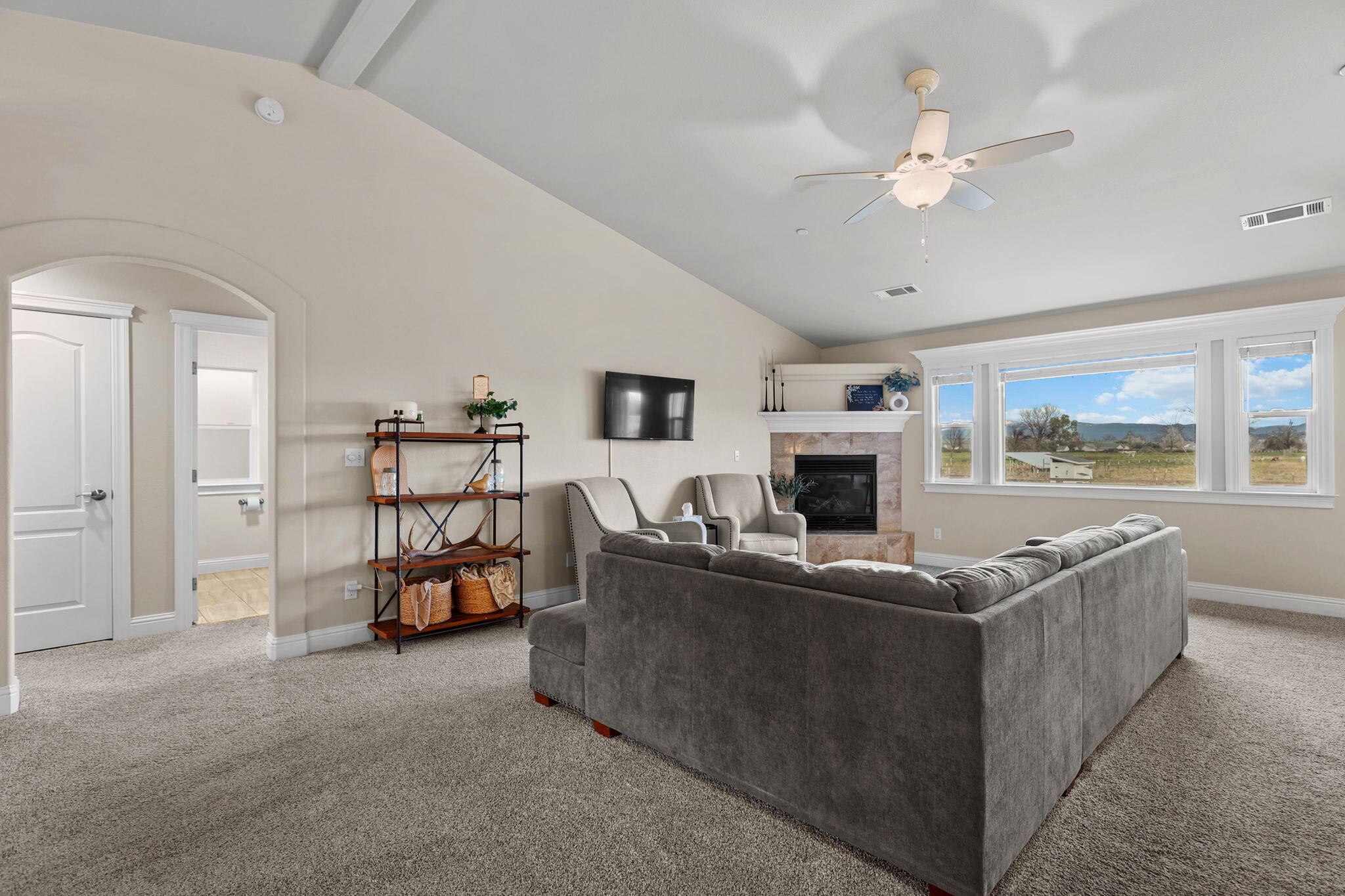 3803 Drybread Road Cottonwood, CA 96022 - Photo 11 of 49 20-web-or-mls-_K3A9277