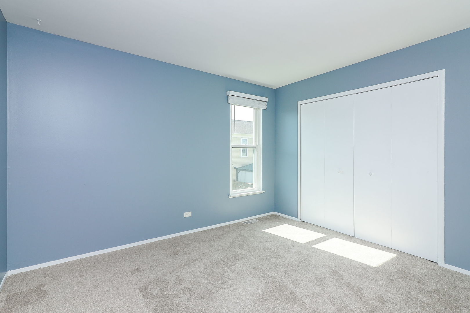 7320 Trent Road Downers Grove, IL 60516 - Photo 11 of 14