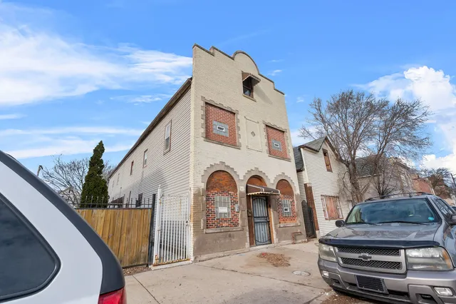 $175,000 | 8420 South Burley Avenue, Chicago, IL 60617