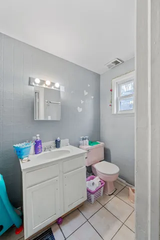 $175,000 | 8420 South Burley Avenue, Chicago, IL 60617